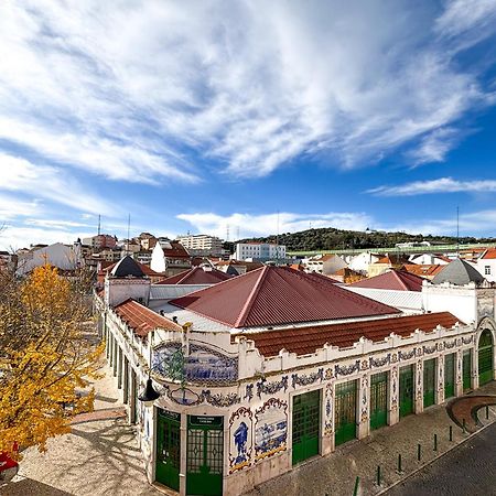 Oliva Guesthouse Vila Franca de Xira Bagian luar foto