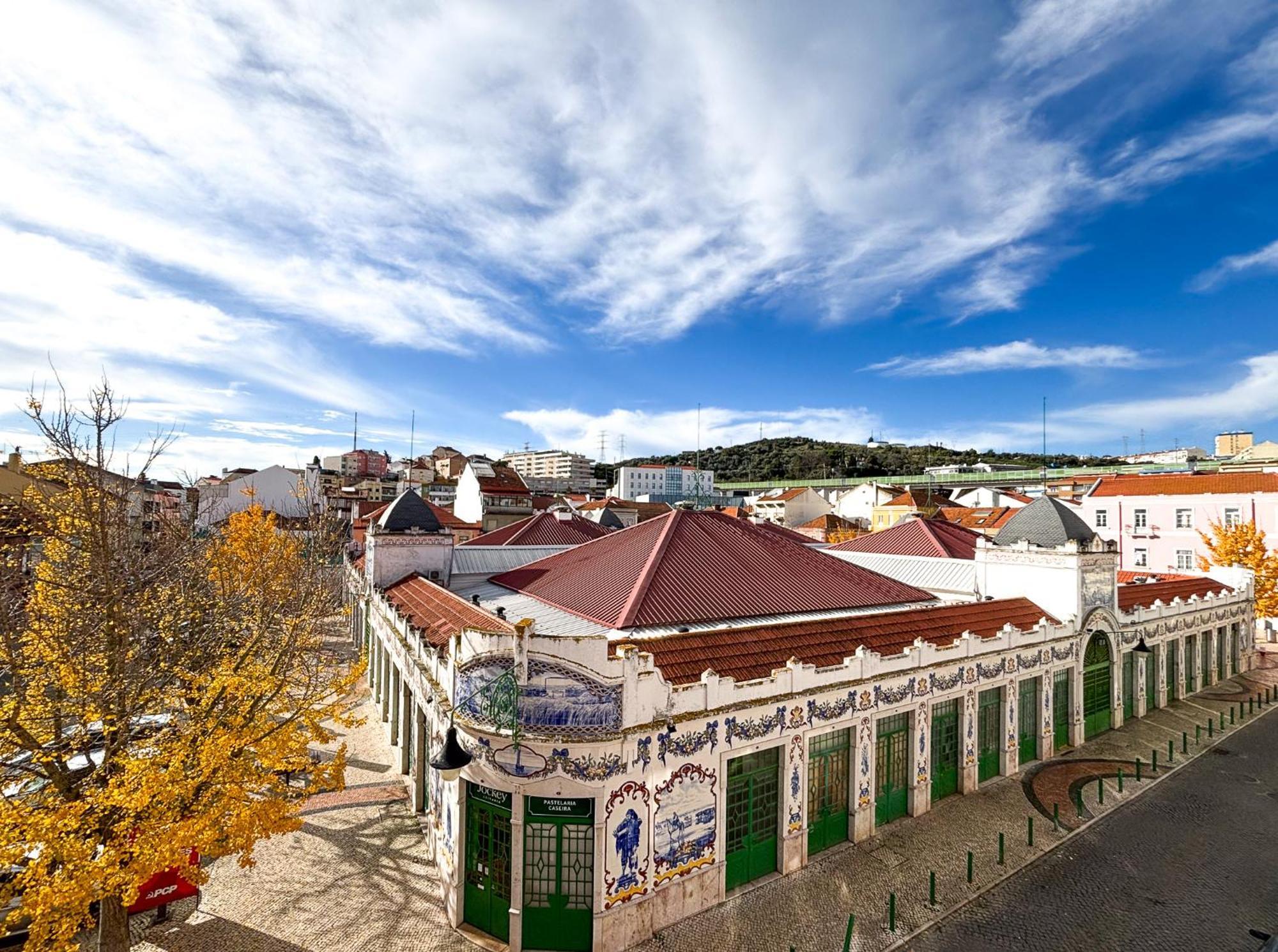 Oliva Guesthouse Vila Franca de Xira Bagian luar foto